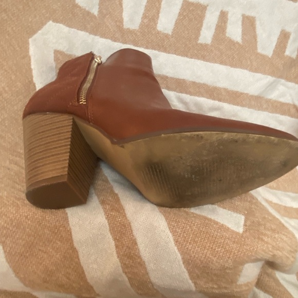 Cognac Ankle Boot with Gold Zips and Stacked Heel. - Picture 3 of 3